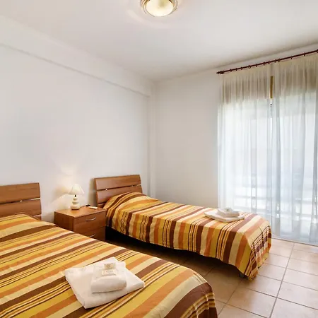 Quinta Da Gomeira 66 דירה